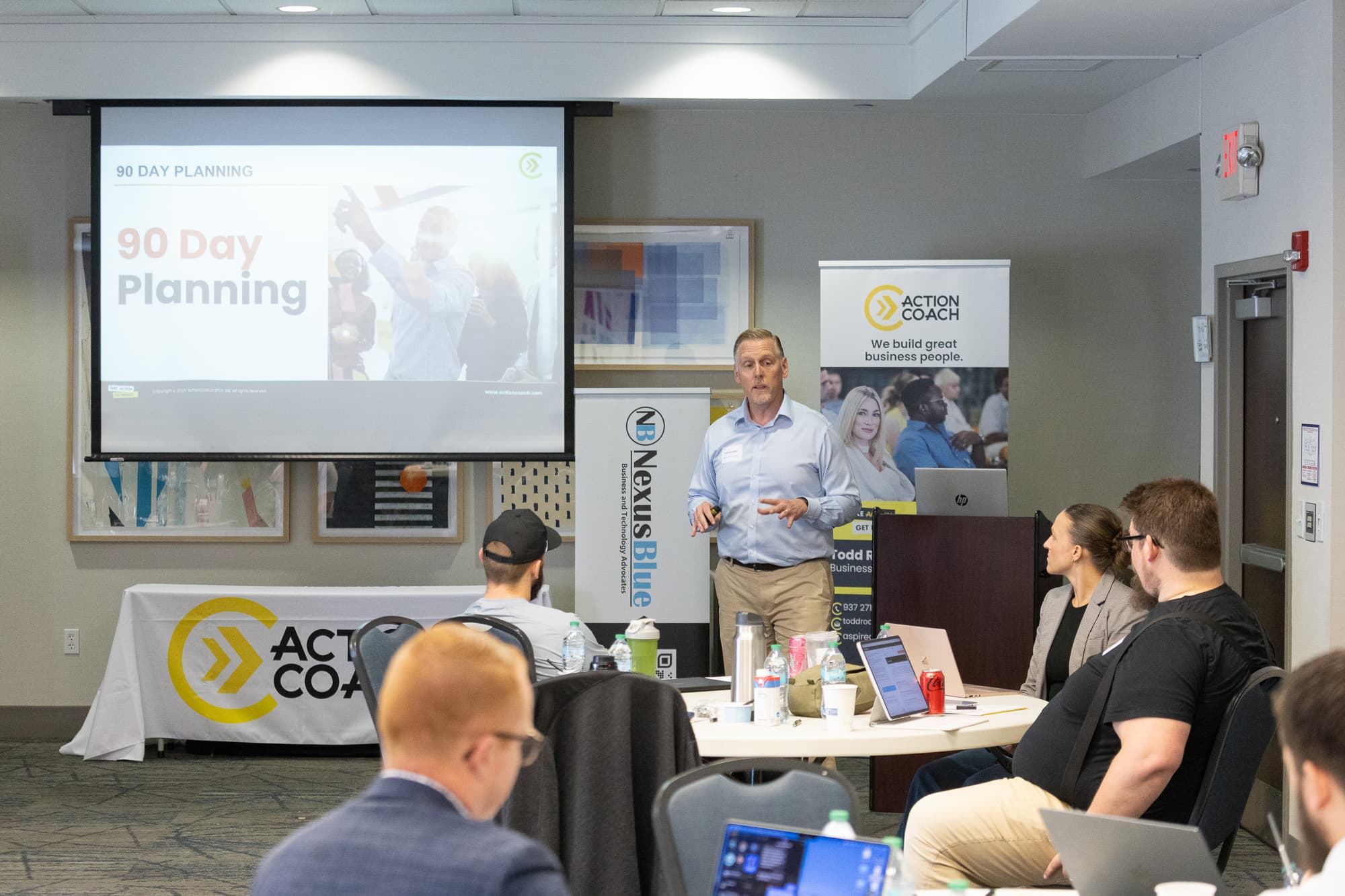 Todd Rodden presenting at a GrowthCLUB workshop
